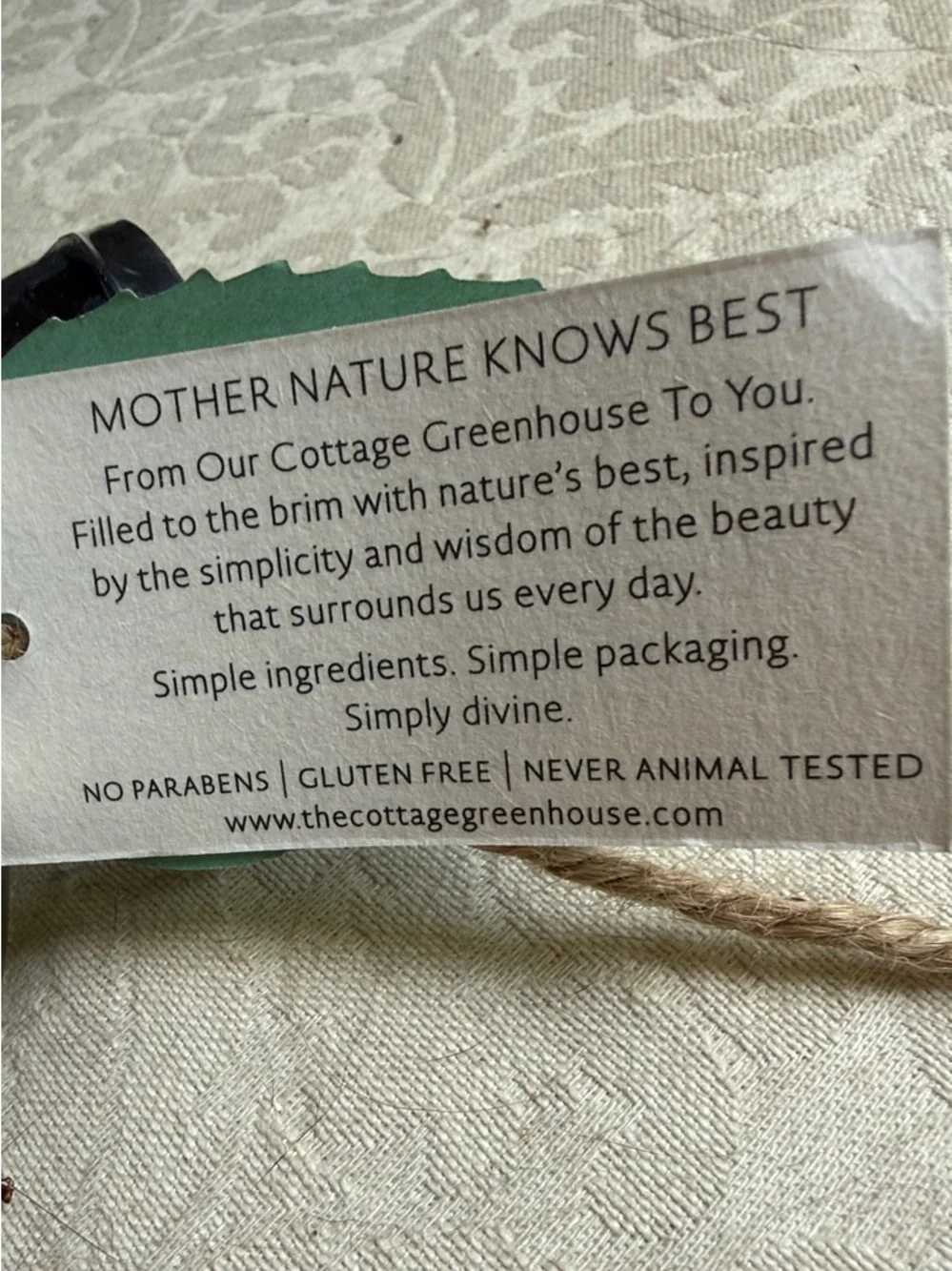 The Cottage Greenhouse - Carrot & Neroli Moisture-Rich Shower Oil & Body Wash